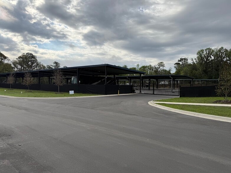 More Photos Of 5741 S Pine Ave, Ocala Service For Sale