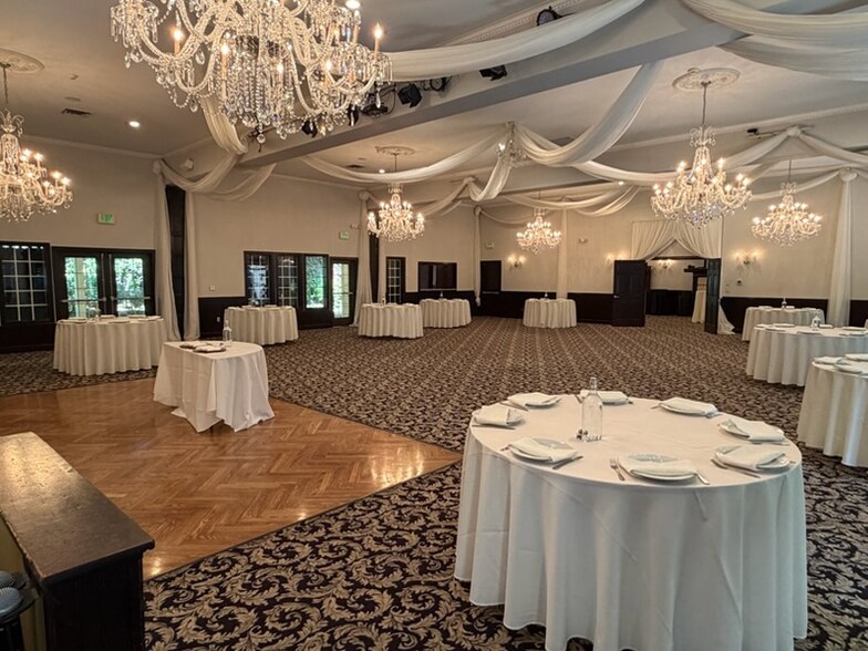 More Photos Of 3009 SE Chestnut St, Portland Lodge Meeting Hall For Lease