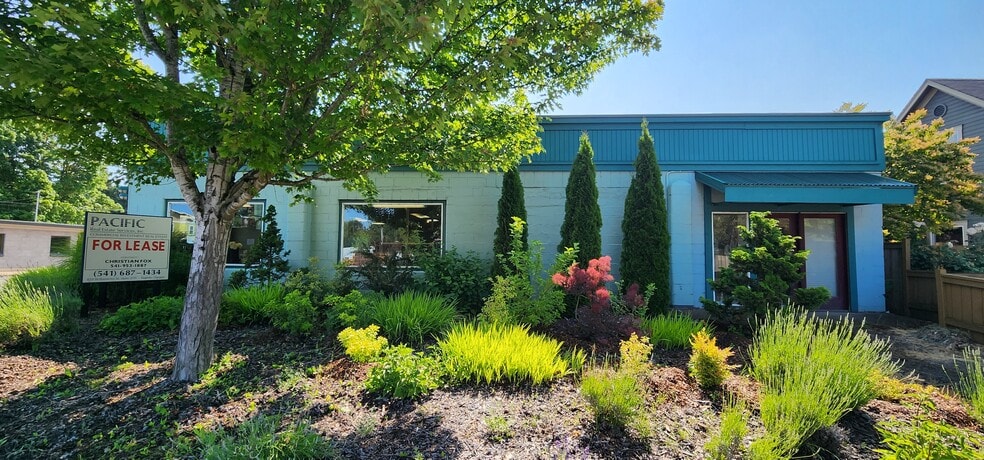 More Photos Of 91059 S Willamette Rd, Coburg Freestanding For Lease