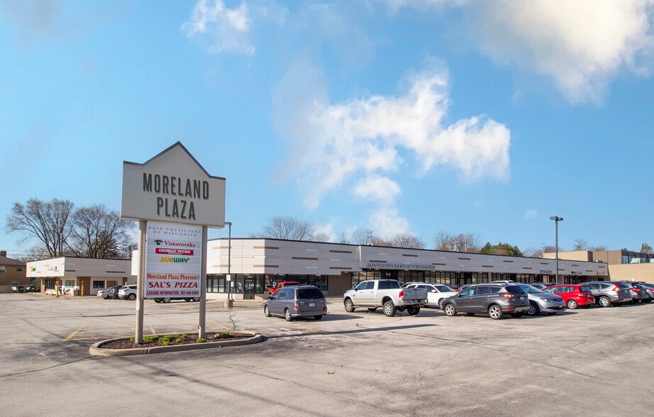 More Photos Of 811-831 Moreland Blvd, Waukesha Unknown For Lease