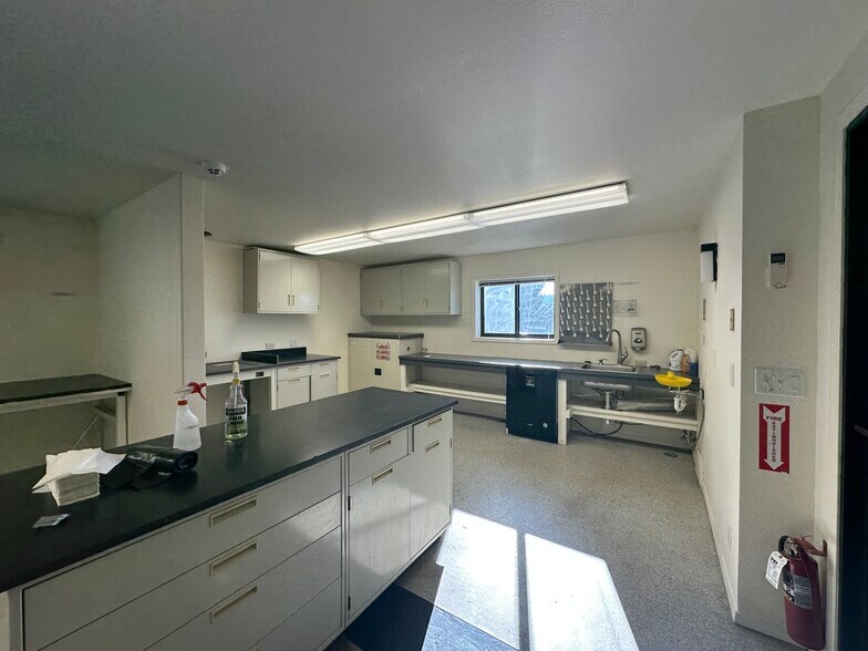 More Photos Of 3545 S Park Dr, Jackson Warehouse For Lease