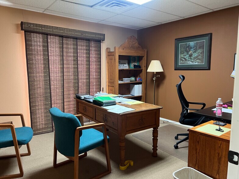 More Photos Of 13740 Research Blvd, Austin Office For Sale