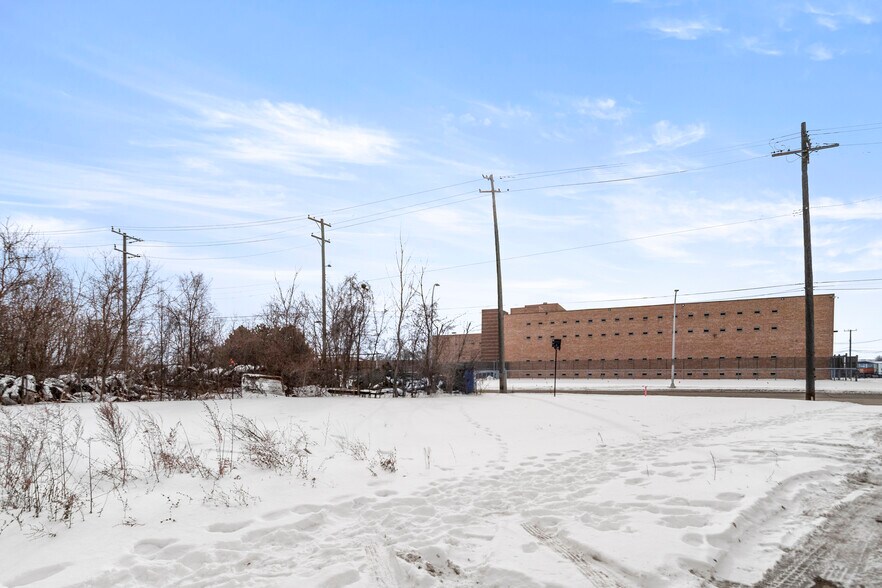 More Photos Of 8306 Conant St, Hamtramck Land For Sale