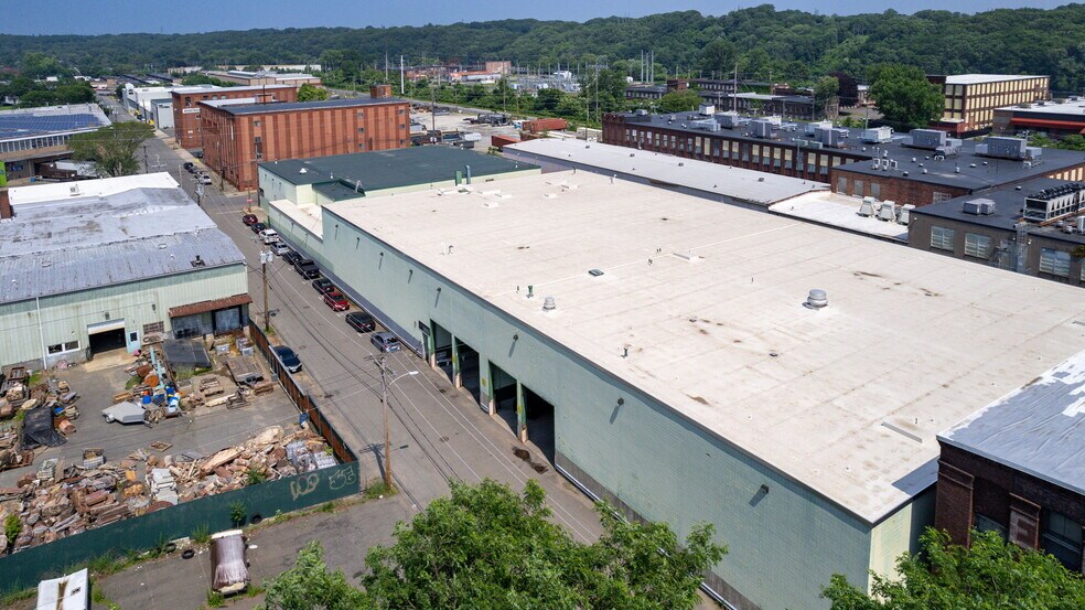 More Photos Of 106 Winter St, Holyoke Manufacturing For Lease