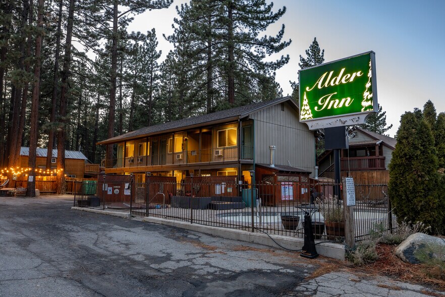 More Photos Of 1072 Ski Run Blvd, South Lake Tahoe Hotel For Sale