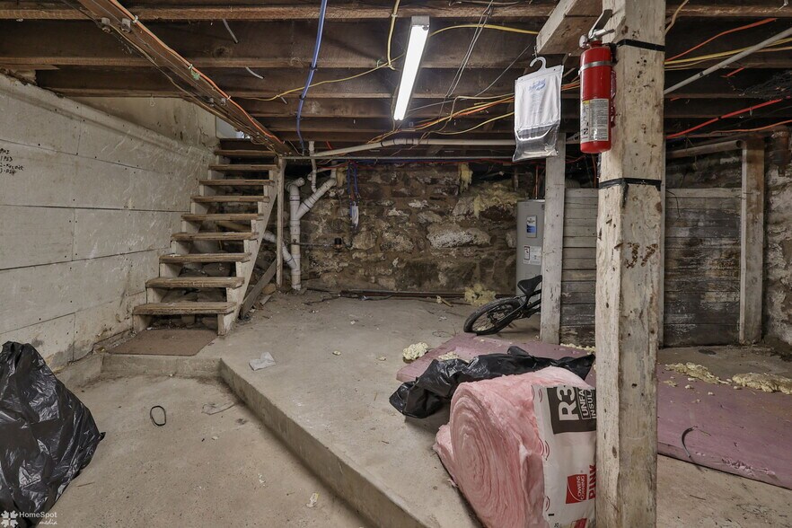 More Photos Of 302 W Abbott St, Lansford Multifamily For Sale