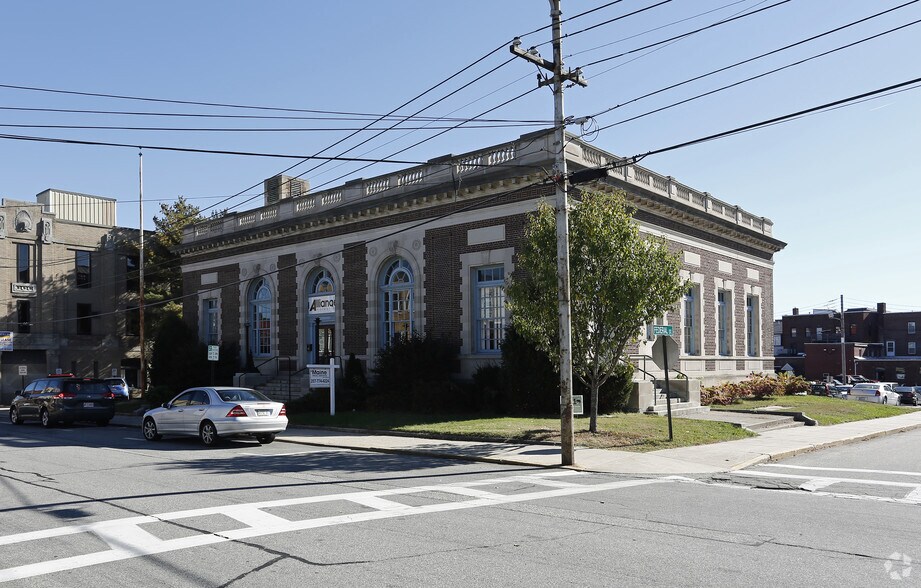 More Photos Of 27 Washington St, Biddeford Office For Lease