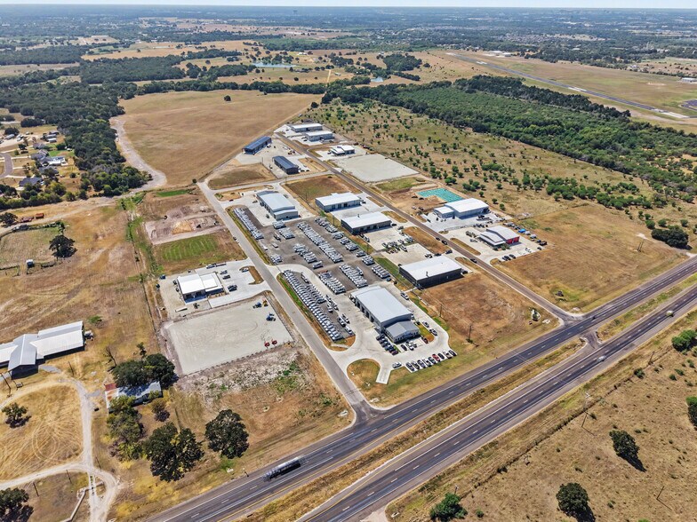 More Photos Of 4036 Gulfstream Dr, Bryan Industrial For Lease