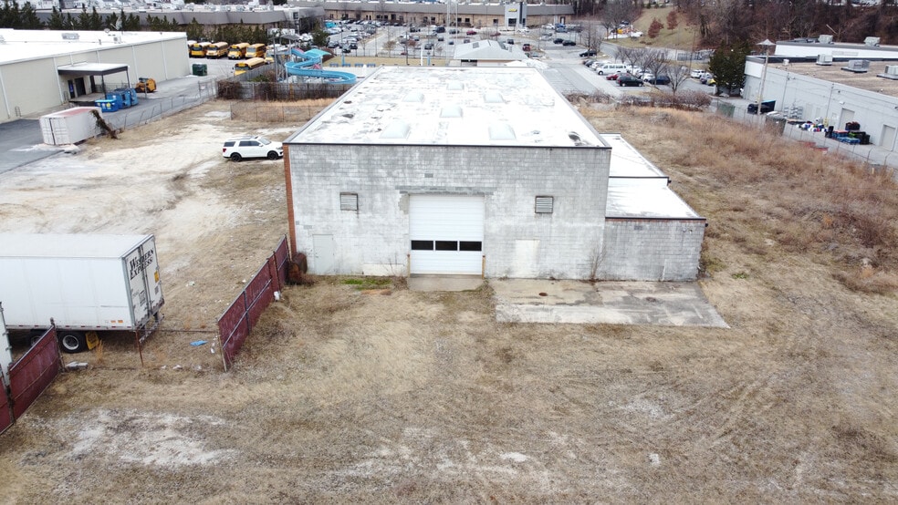 More Photos Of 1526 E Joppa Rd, Towson Auto Repair For Sale