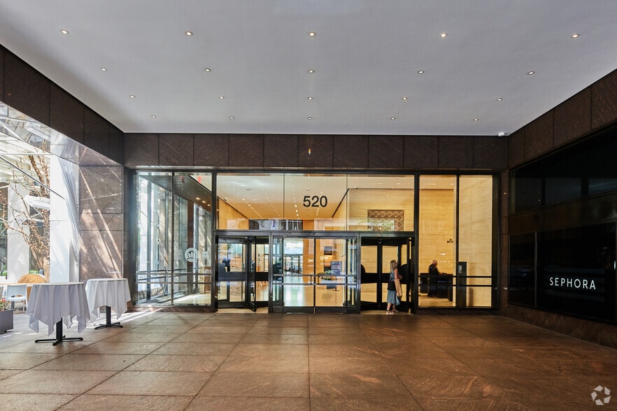 More Photos Of 520 Madison Ave, New York Office For Lease