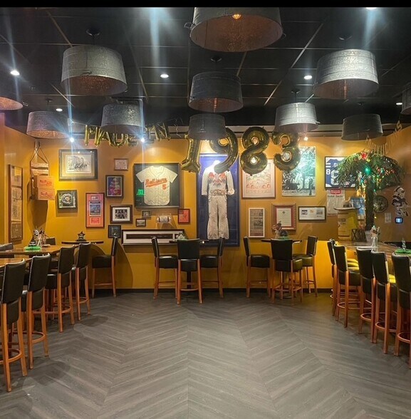 More Photos Of 2 W Pennsylvania Ave, Towson Restaurant For Lease