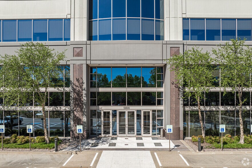 More Photos Of 5800 Tennyson Pky, Plano Office For Lease