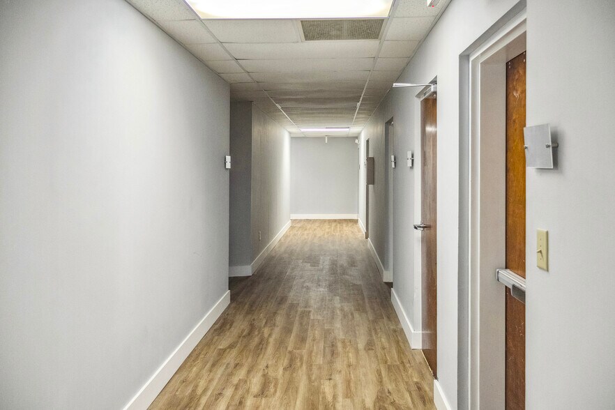 More Photos Of 4528 Rockbridge Rd, Stone Mountain Religious Facility For Sale