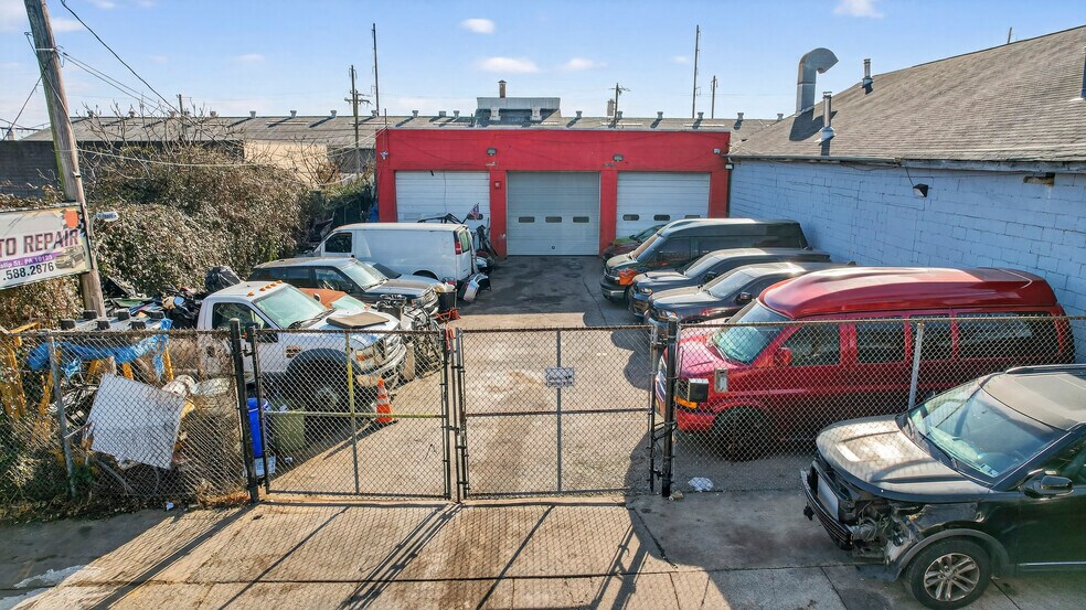 More Photos Of 6125 Tulip St, Philadelphia Auto Repair For Sale