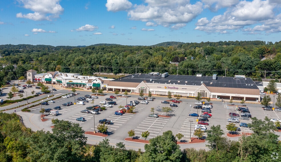 More Photos Of 84-100 Macy St, Amesbury Unknown For Lease