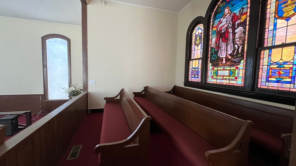 More Photos Of 401 Church St, Kernersville Religious Facility For Sale