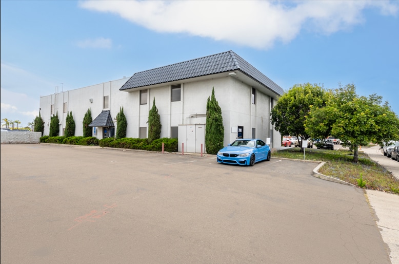 Primary Photo Of 7901 Vickers St, San Diego Medical For Lease