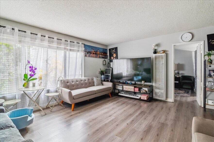 More Photos Of 13717 Chadron Ave, Hawthorne Apartments For Sale