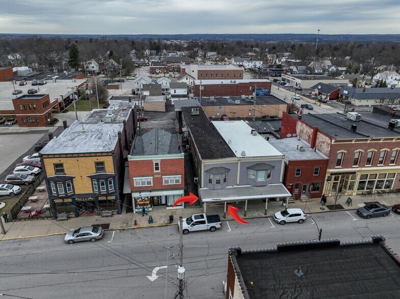 More Photos Of 111 W Liberty St, Medina Restaurant For Lease