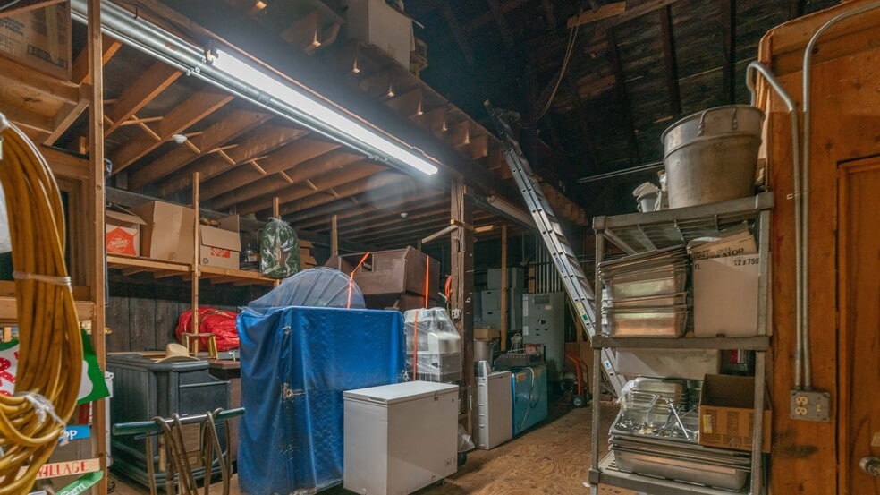 More Photos Of 271 Columbia Ave, Depew Lodge Meeting Hall For Sale