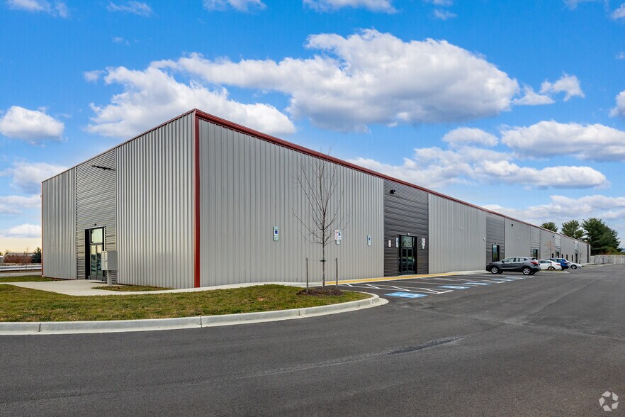 Primary Photo Of 331 Aviation Way, Frederick Light Manufacturing For Lease