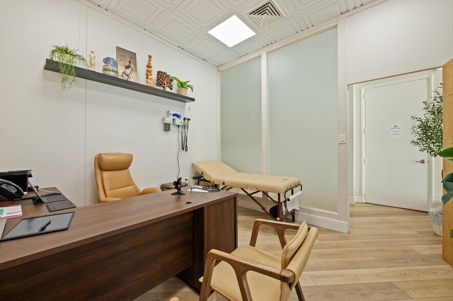 More Photos Of 200 S Andrews Ave, Fort Lauderdale Medical For Lease