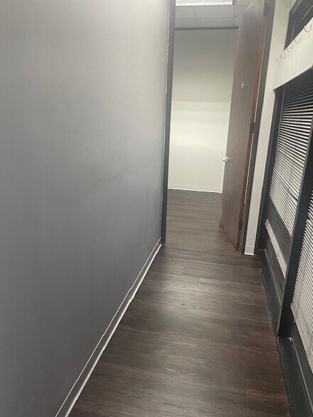More Photos Of 25307 I-45, Spring Medical For Lease
