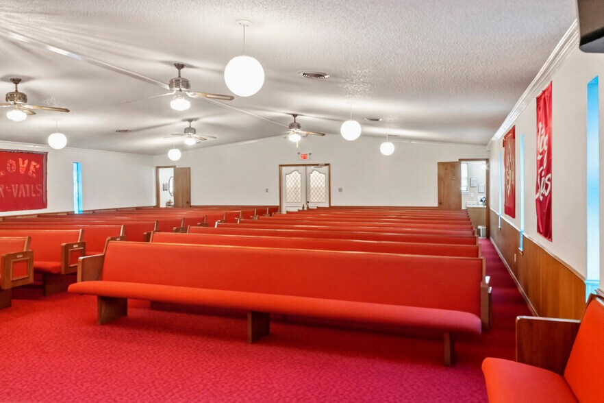 More Photos Of 21177 US Highway 80, Wills Point Religious Facility For Sale