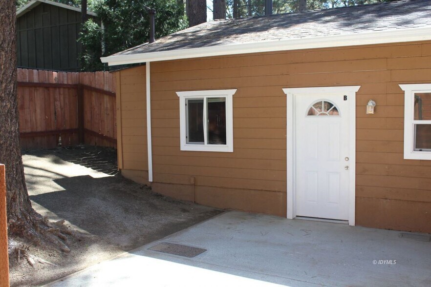 Primary Photo Of 52810 Pine Cove Rd, Idyllwild-Pine Cove Manufactured Housing Mobile Home Park For Sale