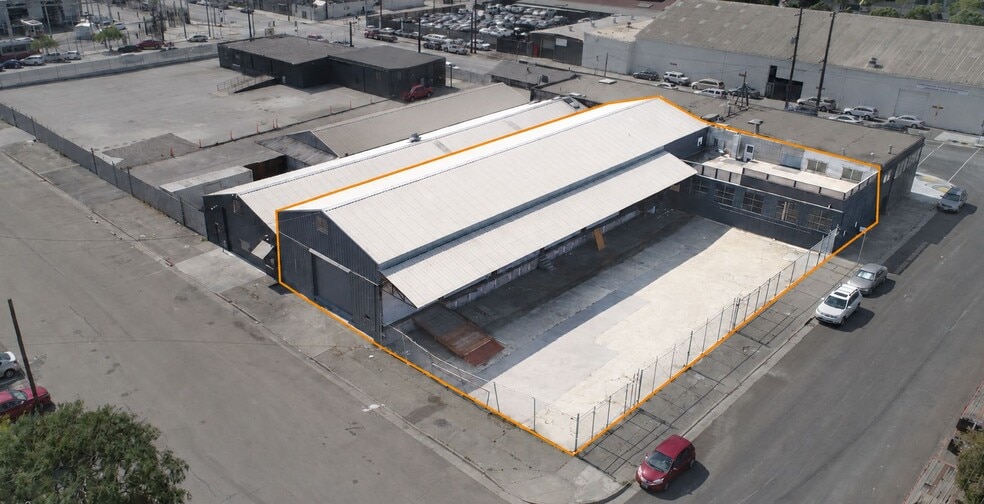 More Photos Of 1401 Illinois St, San Francisco Warehouse For Lease