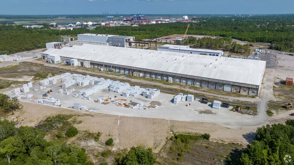 More Photos Of 202 Raleigh St, Wilmington Manufacturing For Lease