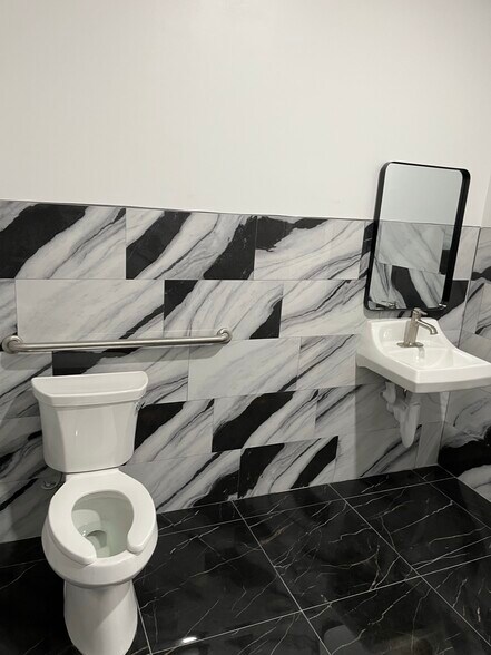 More Photos Of 6475 Preston Rd, Frisco Office For Lease