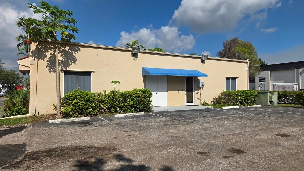 More Photos Of 1150 SW 30th Ave, Pompano Beach Loft Creative Space For Lease