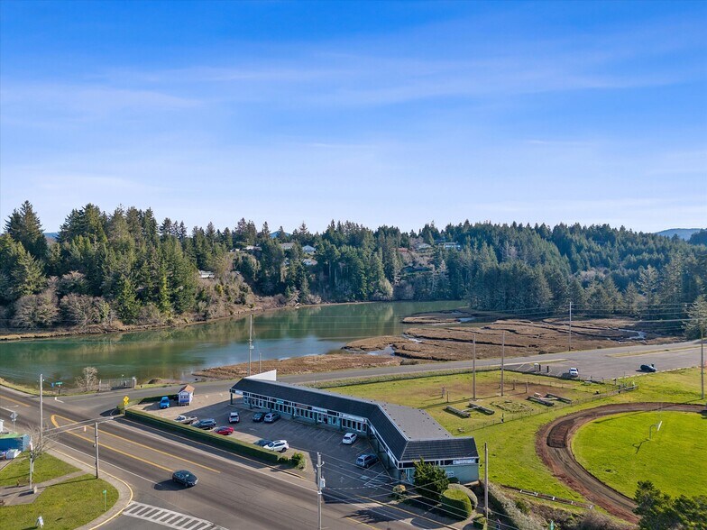 More Photos Of 385 NE Alsea Hwy, Waldport General Retail For Sale