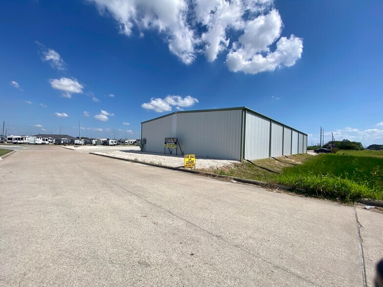 More Photos Of 2023 H O Mills hwy, Port Arthur Warehouse For Lease
