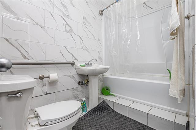 More Photos Of 1719 Lincoln St, Laredo Convenience Store For Sale