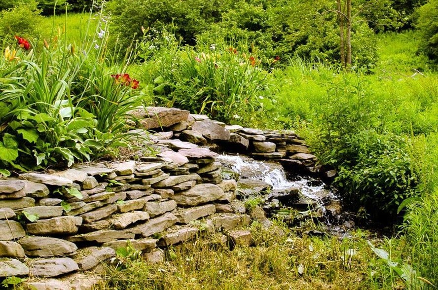 More Photos Of 304 Sutherland Rd, East Meredith Specialty For Sale