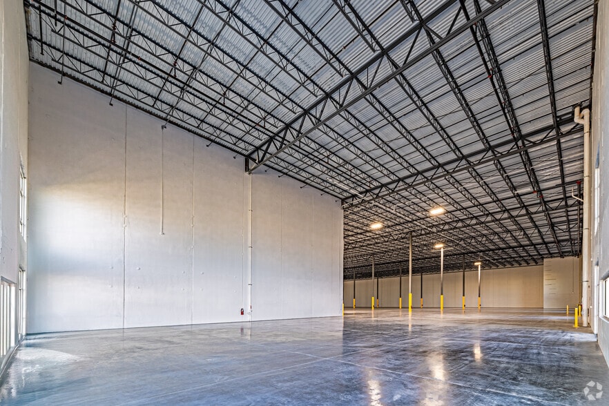 More Photos Of 333 Washington Ave, Carlstadt Distribution For Lease