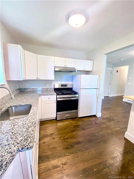 More Photos Of 82 Water St, Torrington Apartments For Lease