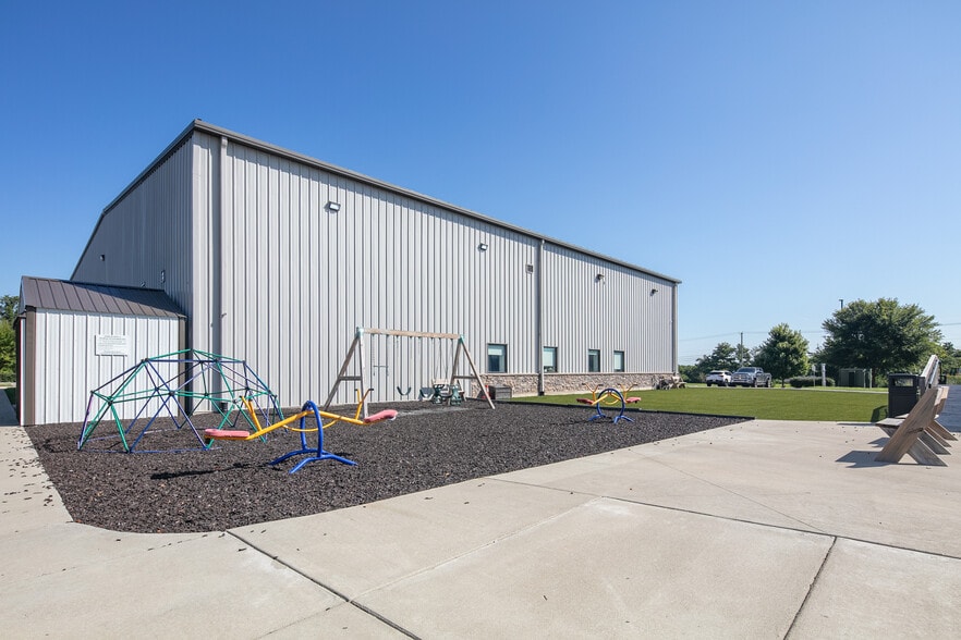 More Photos Of 210 New Coleman Ln, Georgetown Warehouse For Sale
