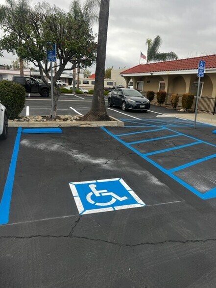 More Photos Of 925 E Pennsylvania Ave, Escondido Medical For Lease