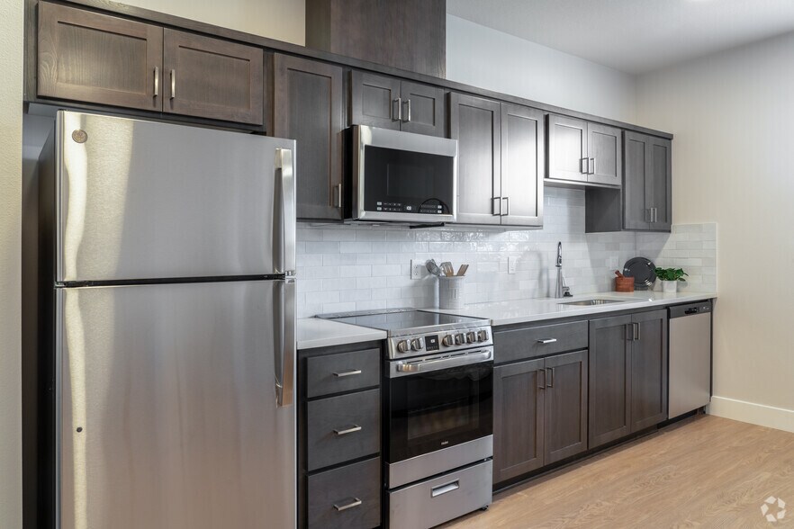 More Photos Of 4775 NE 107th Ave, Portland Apartments For Sale