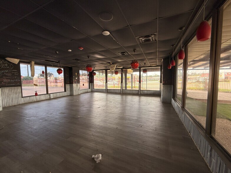 More Photos Of 2427 FM 1960 Rd W, Houston Restaurant For Sale