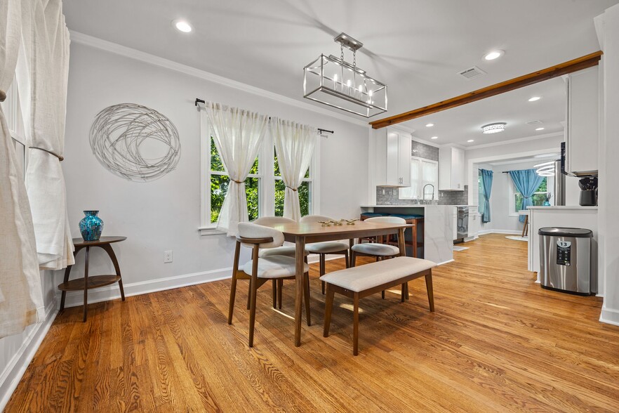 More Photos Of 10 Claire Dr, Atlanta Multifamily For Sale