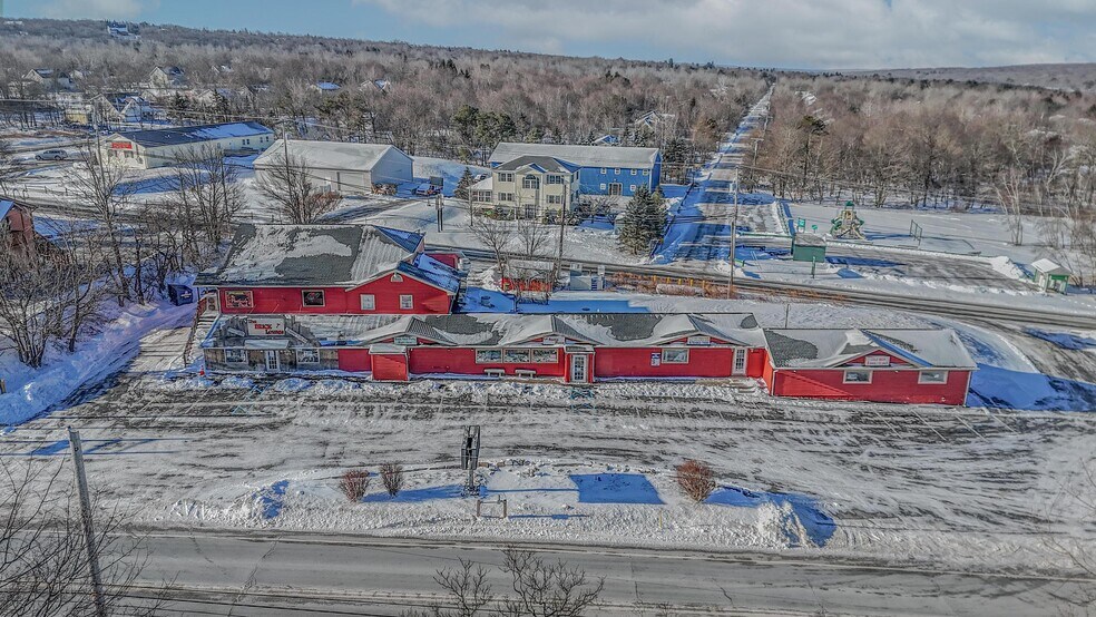 More Photos Of 3827 PA-115, Blakeslee Restaurant For Sale