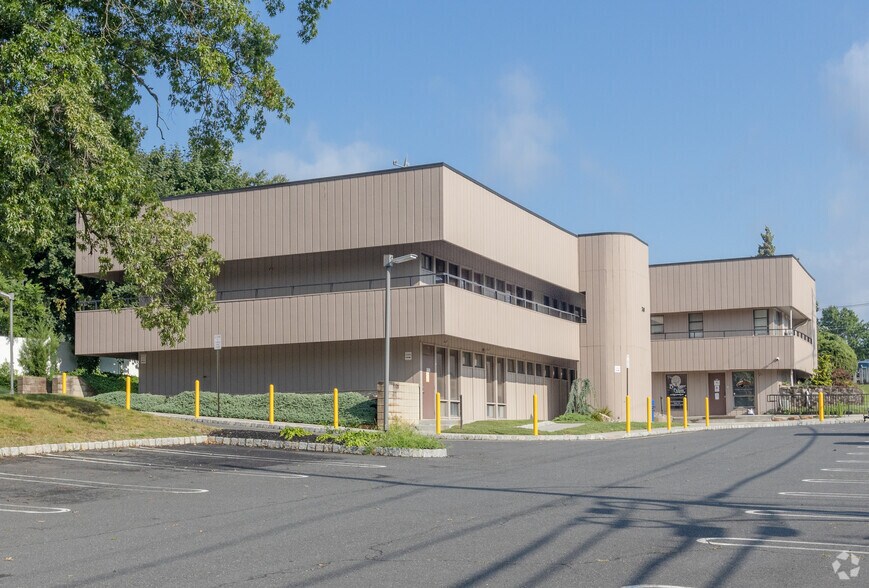 Primary Photo Of 281 Summerhill Rd, East Brunswick Office For Sale