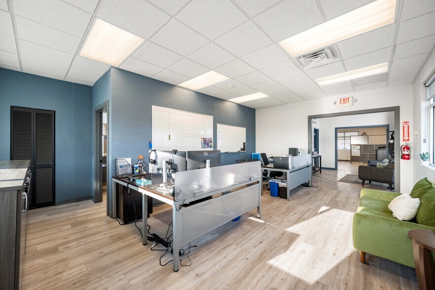 More Photos Of 2576 Yakima Valley Hwy, Sunnyside Office Residential For Sale