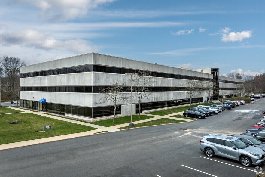More Photos Of 100 Southgate Pky, Morristown Office For Lease