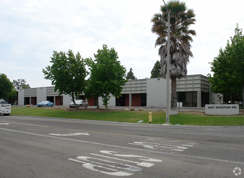 More Photos Of 2057 Goodyear Ave, Ventura Manufacturing For Sale