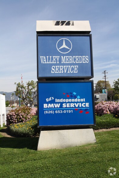More Photos Of 576 N Citrus Ave, Covina Service For Lease